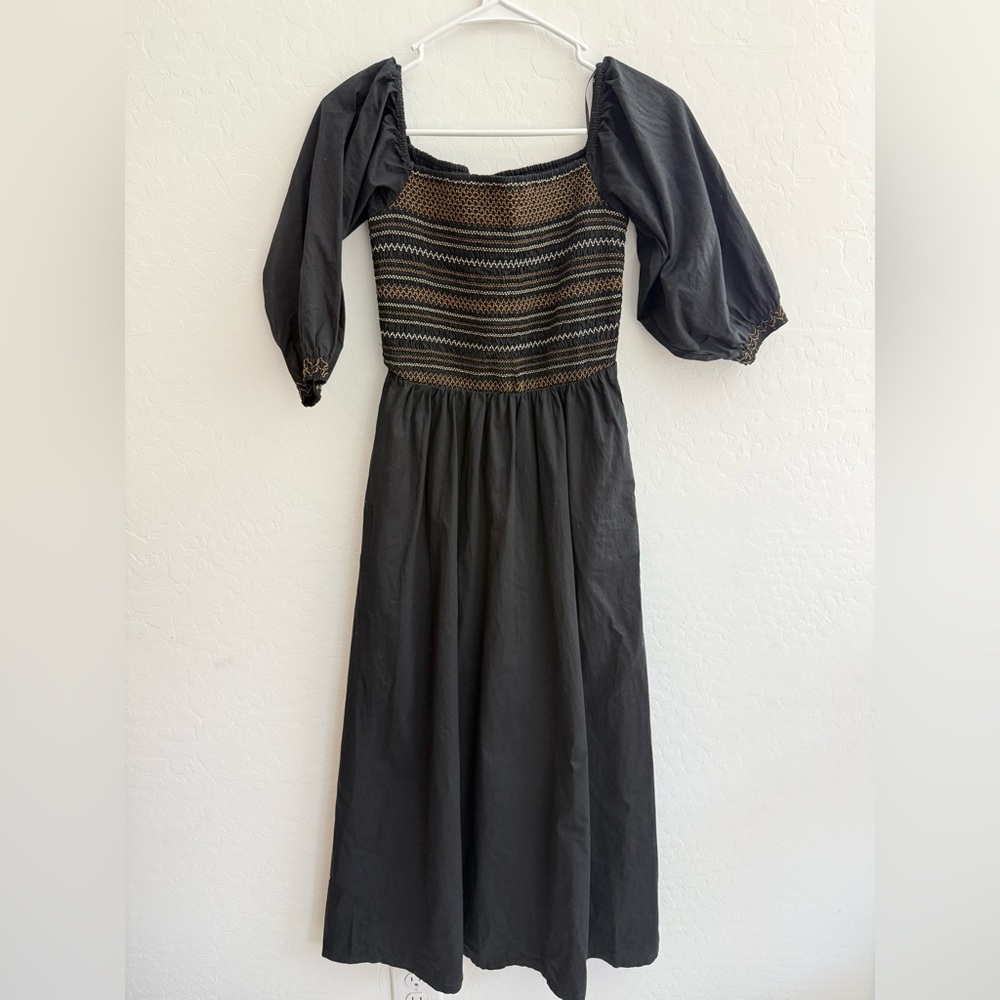 Old Navy Black and Brown Long Sleeve Dress